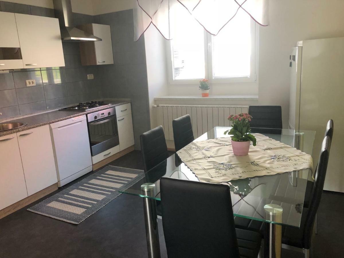Apartma Mahnic Apartment Postojna