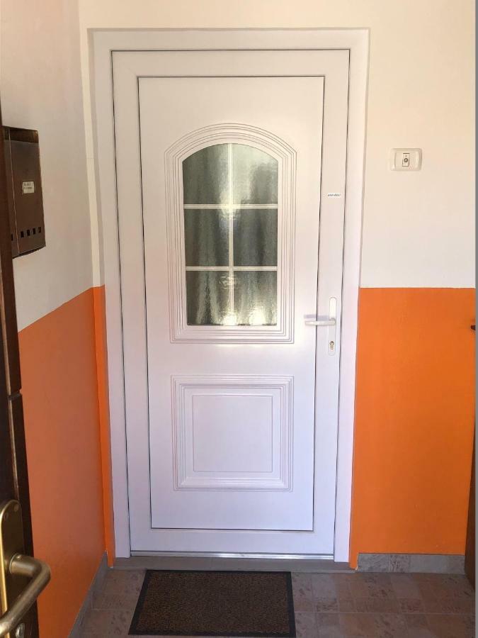 Apartma Mahnic *